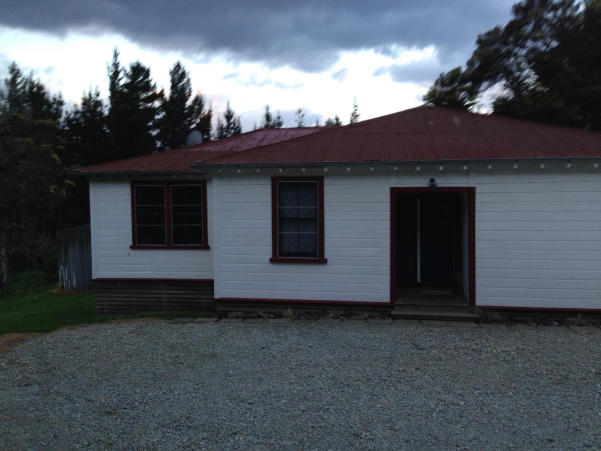 Waipiro Bay Paradise Bed & Breakfast Te Puia Exterior photo