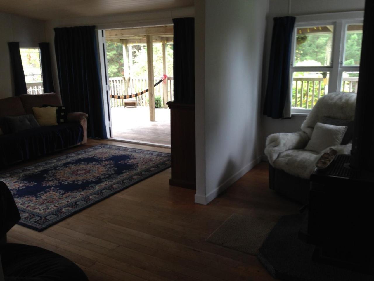 Waipiro Bay Paradise Bed & Breakfast Te Puia Exterior photo
